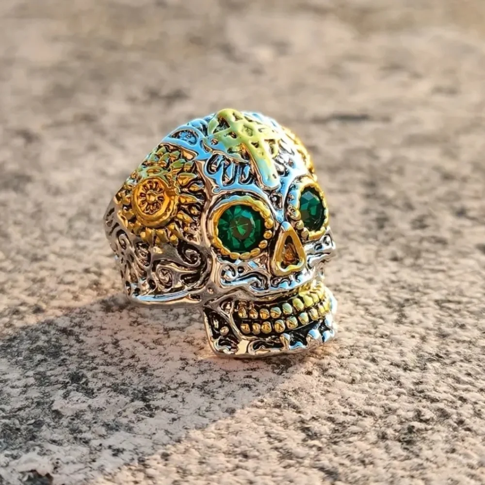 Retro Skull Head Ring